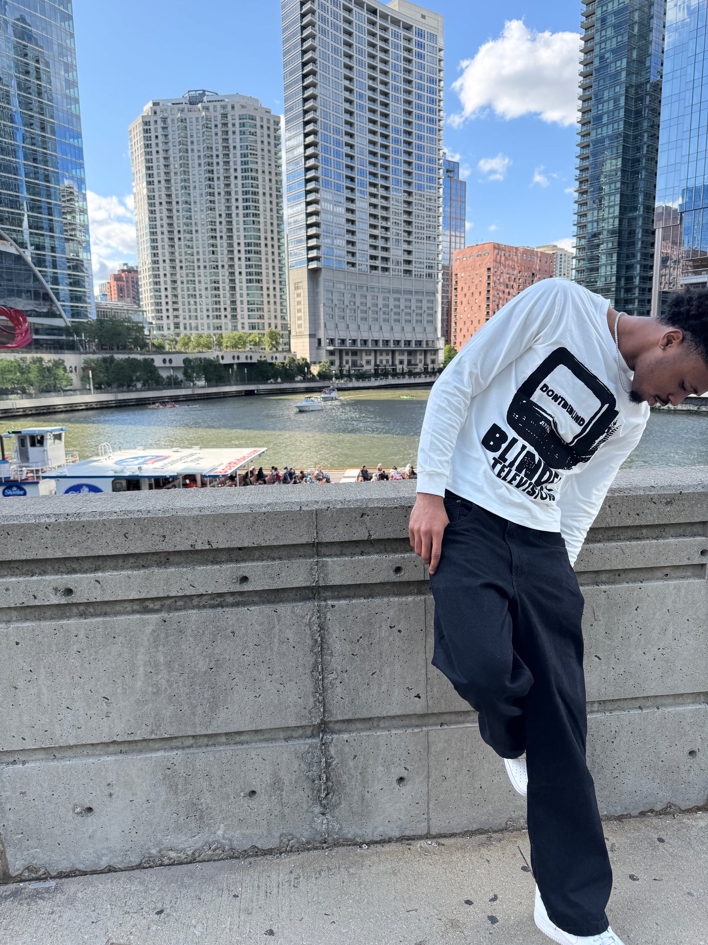 BLINDEYE T.V. LONGSLEEVE