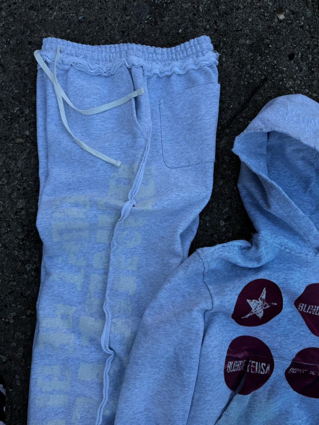 ‘STICKERS’ BAGGY SWEATS